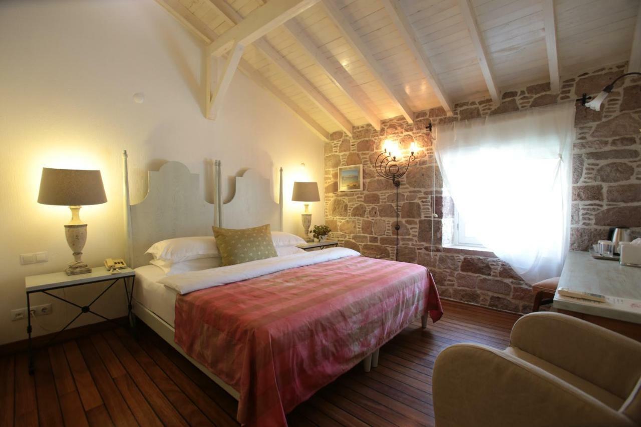 Cunda Lena Otel Айвалык Экстерьер фото